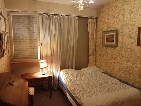 location meublée chambre 1 pièce 10 m² à sainte-adresse (76310)  300 €