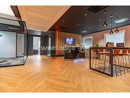 prestigieux bureau de 200 m2 en location - cergy  île-de-france