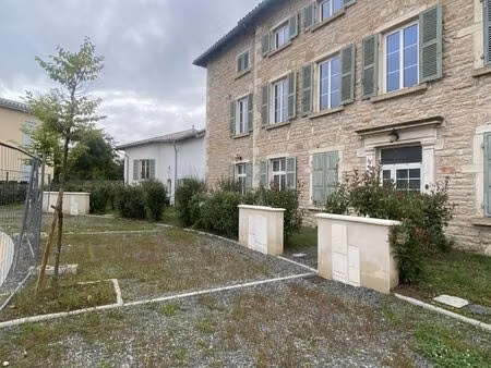 20mn nord de villefranche plateau de 82.75m² hab sur 290m² de