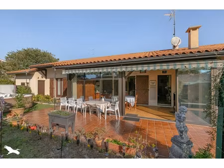 vente maison 5 pièces 152 m² à ares (33740)  440 000 €