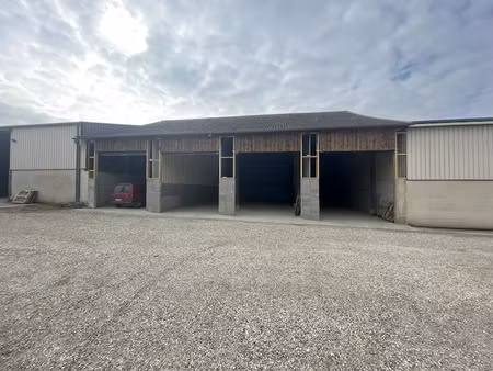 location locaux professionnels 89 m² à montfort-l'amaury (78490)  860 €