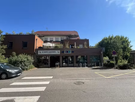 local commercial a louer