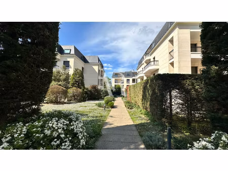 studio avec jardinet privatif et grande cave