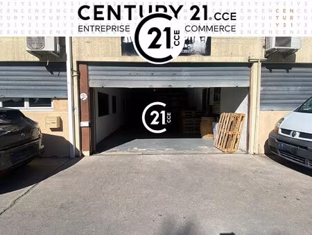 location local industriel 239 m² à le cannet (06110)