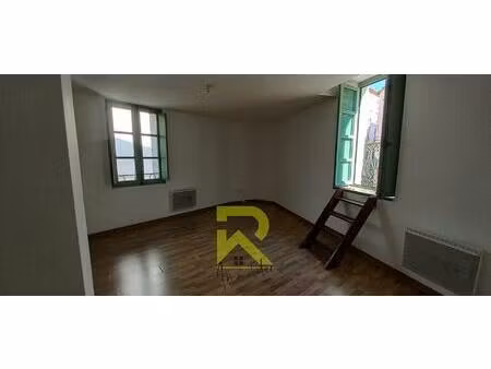 un immeuble de rapport sur beziers centre ville .