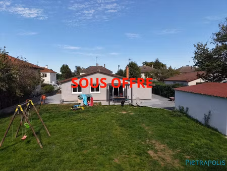 vente maison 4 pièces 100 m² à briennon (42720)  189 000 €