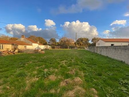 terrain à bâtir 44680 saint hilaire de chaléons - 425 m² - budget 79 990 hai
