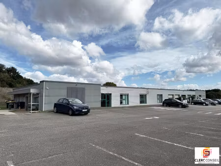 achat local professionnel 1 078m² vironvay 27400