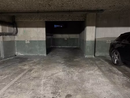 parking / box rennes 10 m2