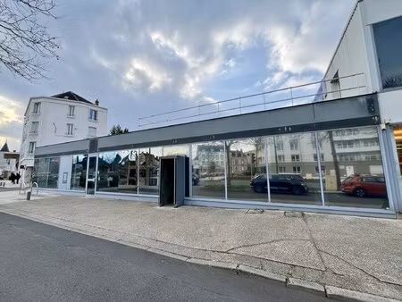 location local commercial 182m² chalette sur loing 45120