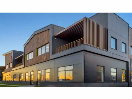 a vendre - locaux d'activite - persan - divisble a partir de 1268m² - ibi entreprise