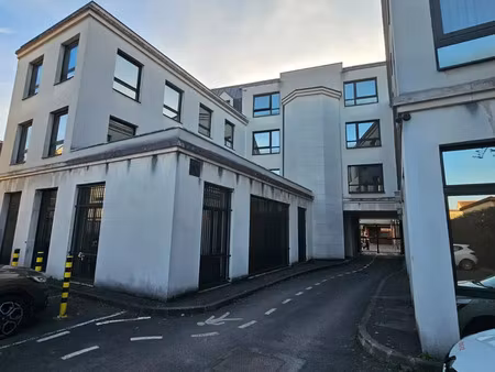 location bureaux 17 m² à 93 m² - ibi entreprise - arnouville