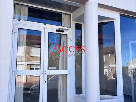à louer local 600€ h.c./mois