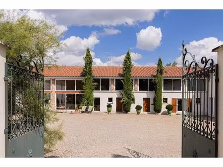 vente maison 425 m² cleppé (42110)