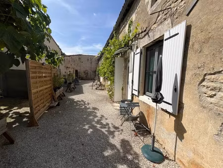 vente maison 10 pièces 270 m² à villiers-le-roux (16240)  192 500 €