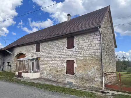 maison de village avec dépendances et terrain attenant