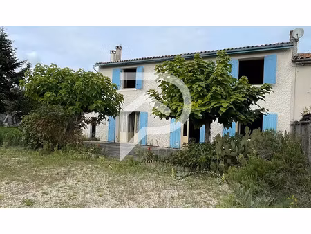vente maison 5 pièces 150 m² à sablons (33910)  144 500 €