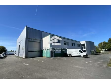 location local commercial