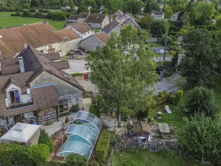 marey sur tille - maison 8 pièces à vendre - 242m2 - 349 000 € - réf: v20022940 - bourse i