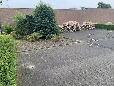 autostaanplaatsen te koop in de noordlaan te roeselare