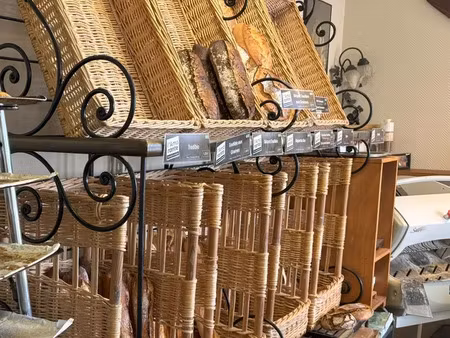 fonds de commerce avec logement boulangerie pâtisserie à biganos (33)