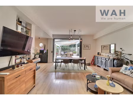 maison de 6 pieces sur terrain de 475 m2 avec piscine - 3413