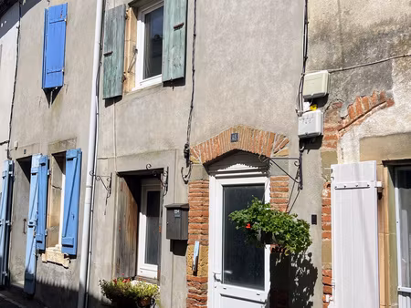 villesiscle - exclusivite - maison de village avec grand garage et cour interieure