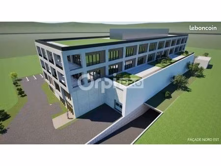 local d'activité 796 m²