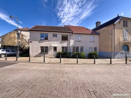 maison 5 pièces 137 m²