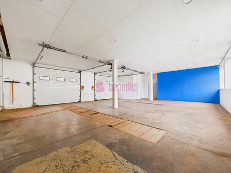 local professionnel et commerciaux avec terrain à vendre à saint-avold centre