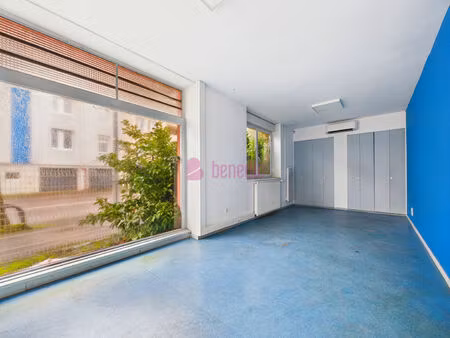 local professionnel et commerciaux avec terrain à vendre à saint-avold centre