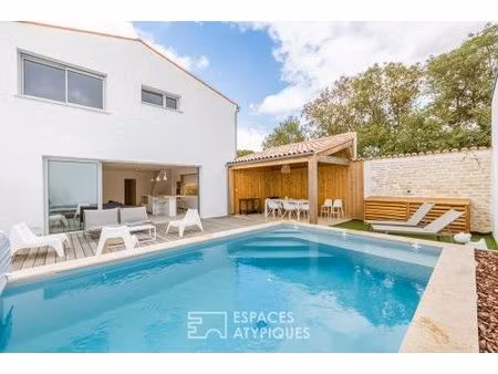 maison contemporaine chic avec piscine