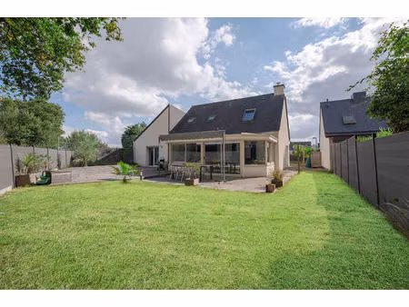 à vendre : maison spacieuse de 6 pièces à brécé - exclusivité nestenn châteaugiron !