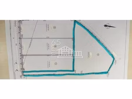 terrain constructible de 2500 m2