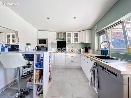 maison 4 pièces 83 m²