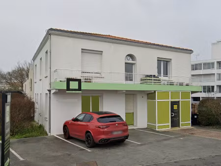 immeuble de bureaux 250 m² la rochelle