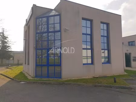 sautron proche route de vannes 120 m² de bureau a louer