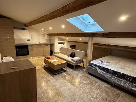 vente appartement 1 pièce 15 m² à lambesc (13410)  90 000 €