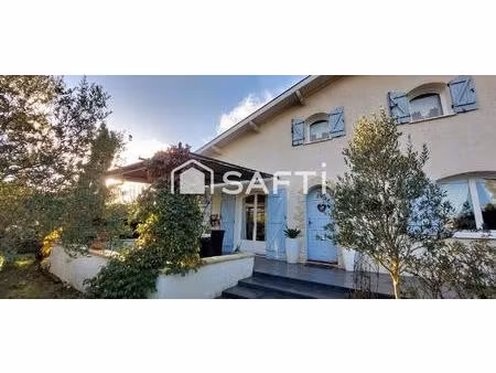 maison familiale 5 chambres sur beau terrain arboré