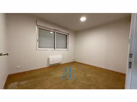 local d'activité 140 m2 - saint jean d'illac