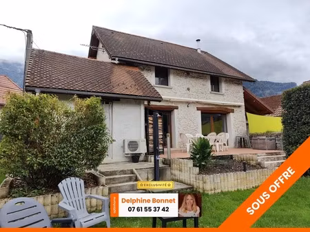 centre village st joseph de rivière  très belle maison en pierre 110 m2 habitables avec te