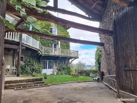 maison de village 7 pièces 173 m²