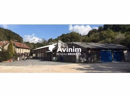 local d'activités à vendre