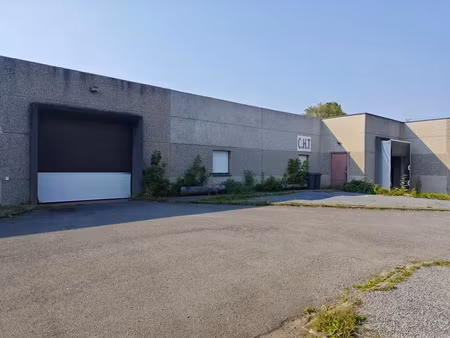 a louer local d'activité d'environ 2000m²