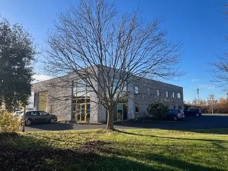 activité à louer de 720m2