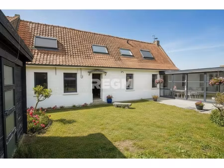 exclusivité/ 6 km à louest d'arras  maison de 143 m2