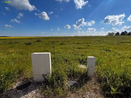 terrain constructible viabilisé à vendre