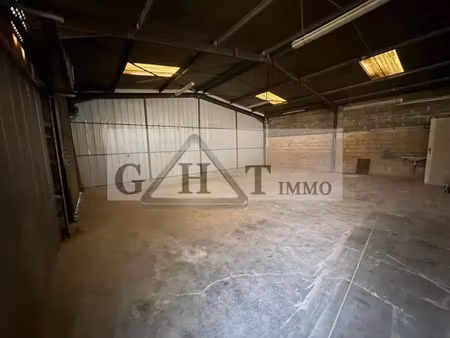 entrepot 284 m² a dammarie les lys a louer