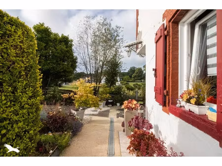vente maison 5 pièces 140 m² à saint-andré-de-seignanx (40390)  296 240 €
