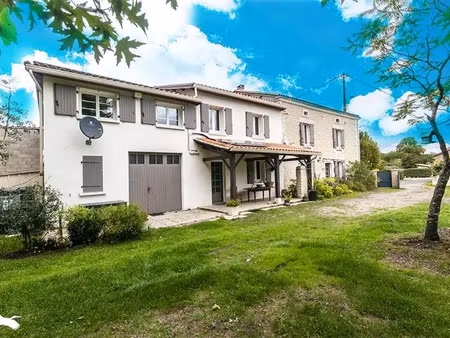 vente maison 7 pièces 220 m² à saint privat en périgord (24410)  295 000 €